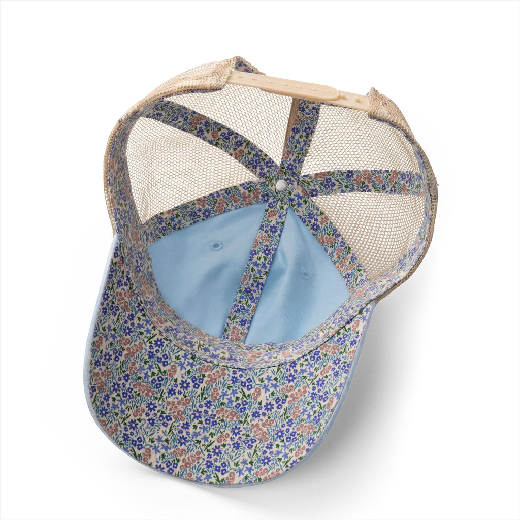 The Land Women's Washed Mesh-Back Cap