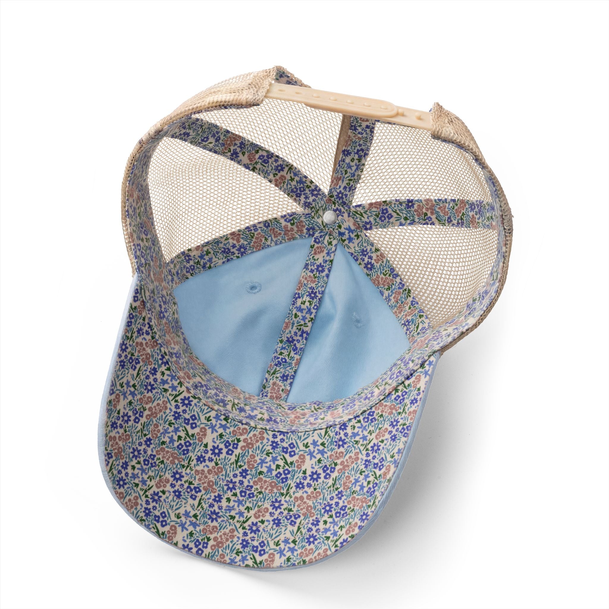 The Land Women's Washed Mesh-Back Cap